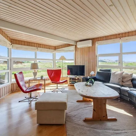 Thomsen - 475m From The Sea By Interhome *