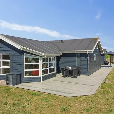 Thomsen - 475m From The Sea By Interhome